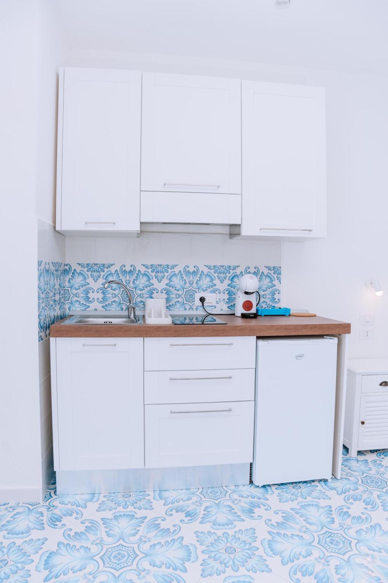 Omare Apartment *